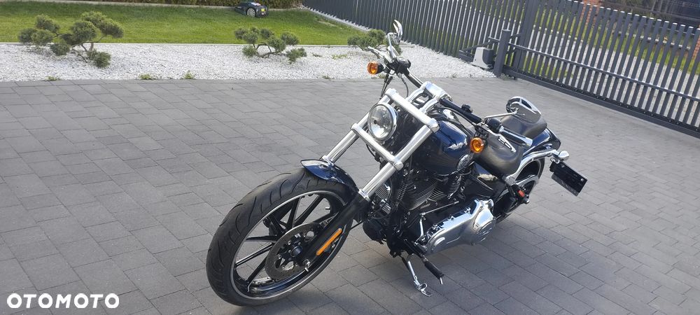 Harley-Davidson FXSB Breakout - 20