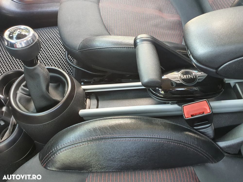 Mini Countryman Cooper SD ALL4 - 30