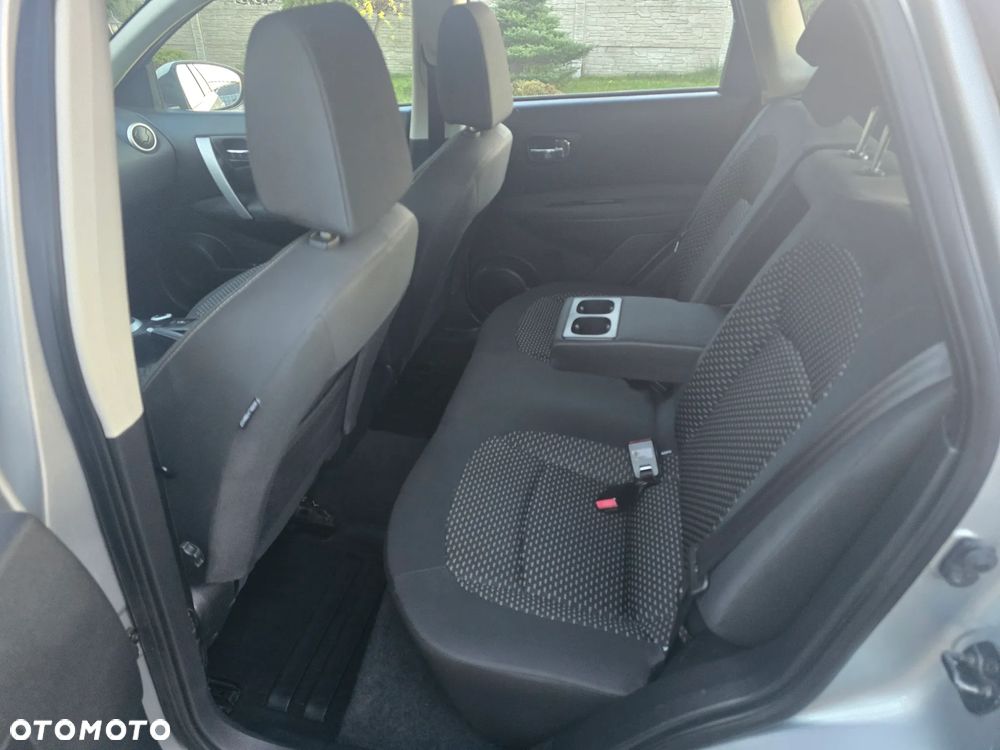 Nissan Qashqai 2.0 4 x 4 visia - 9