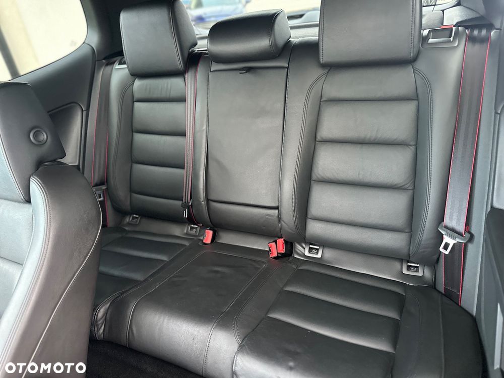 Volkswagen Golf - 14