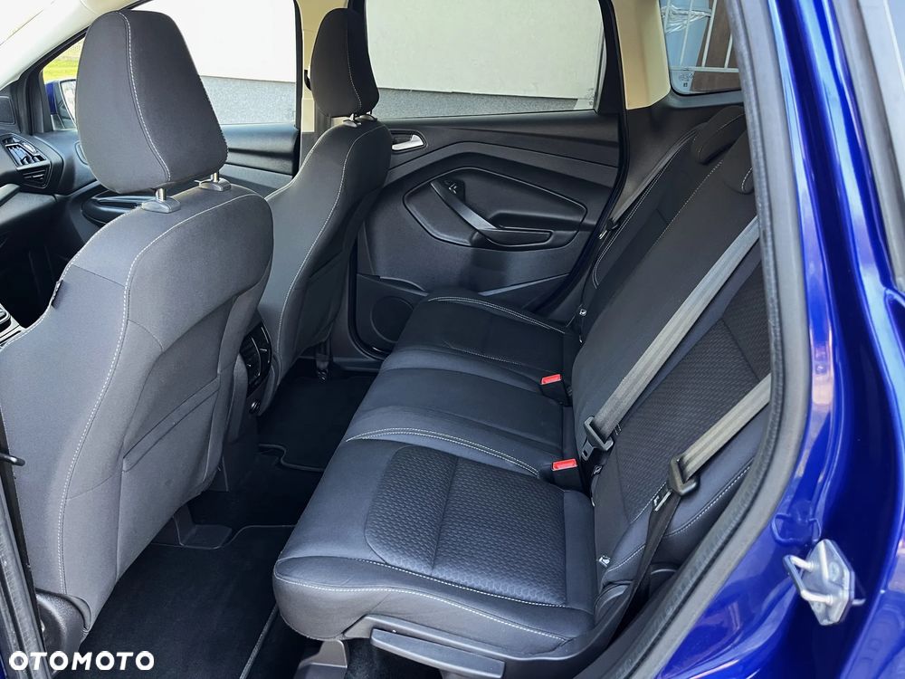 Ford Kuga 1.5 EcoBoost 2x4 Titanium - 19