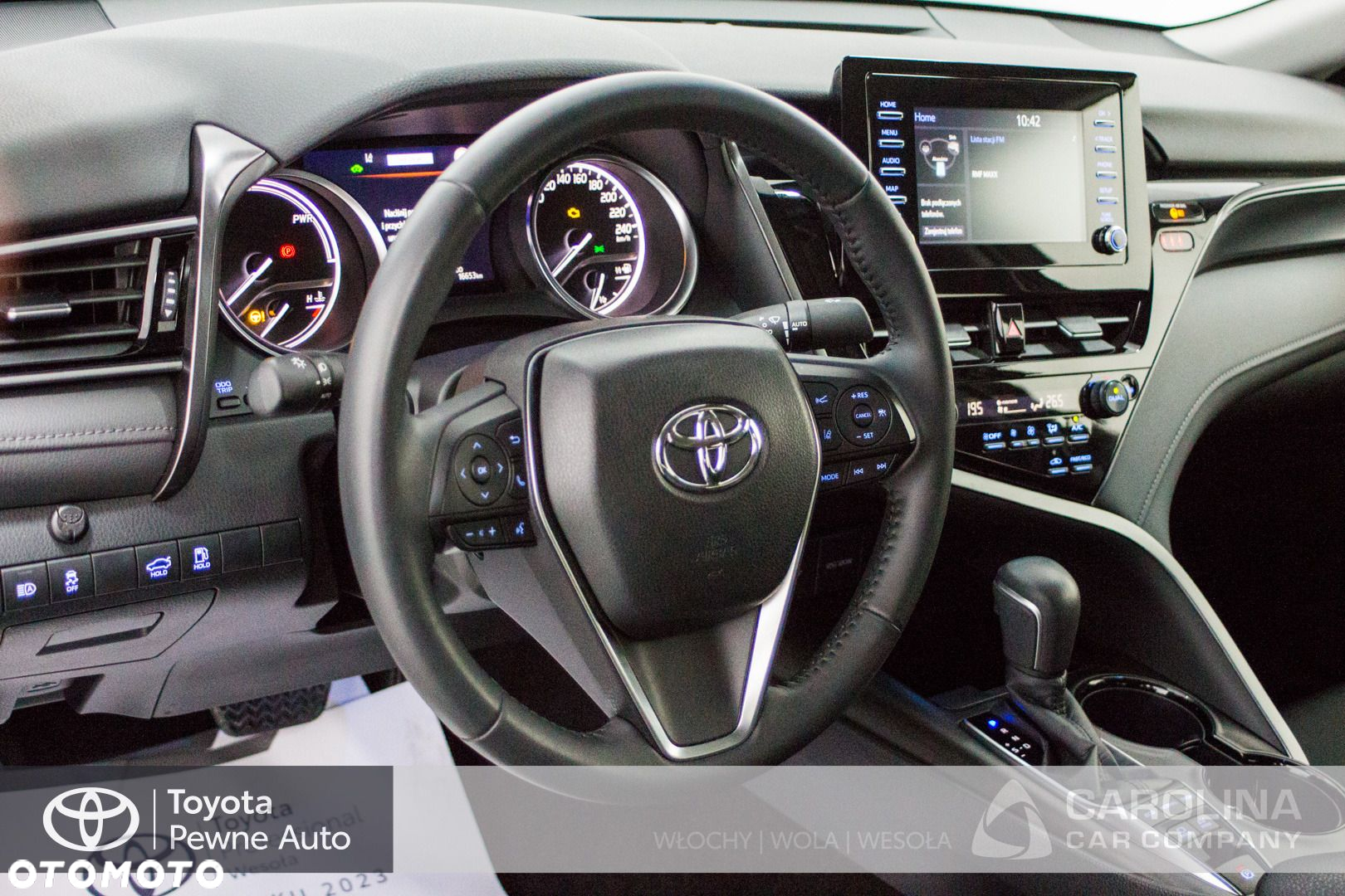 Toyota Camry - 5