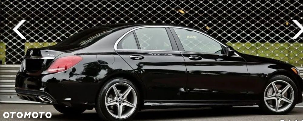 Mercedes-Benz Klasa C 300 4Matic 9G-TRONIC Avantgarde - 7