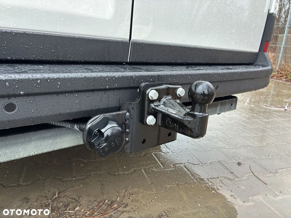 Volkswagen Crafter 35 Furgon L4H3, 2.0BiTDI 177KM, Wysoki dach, r. o. 4490mm - 38