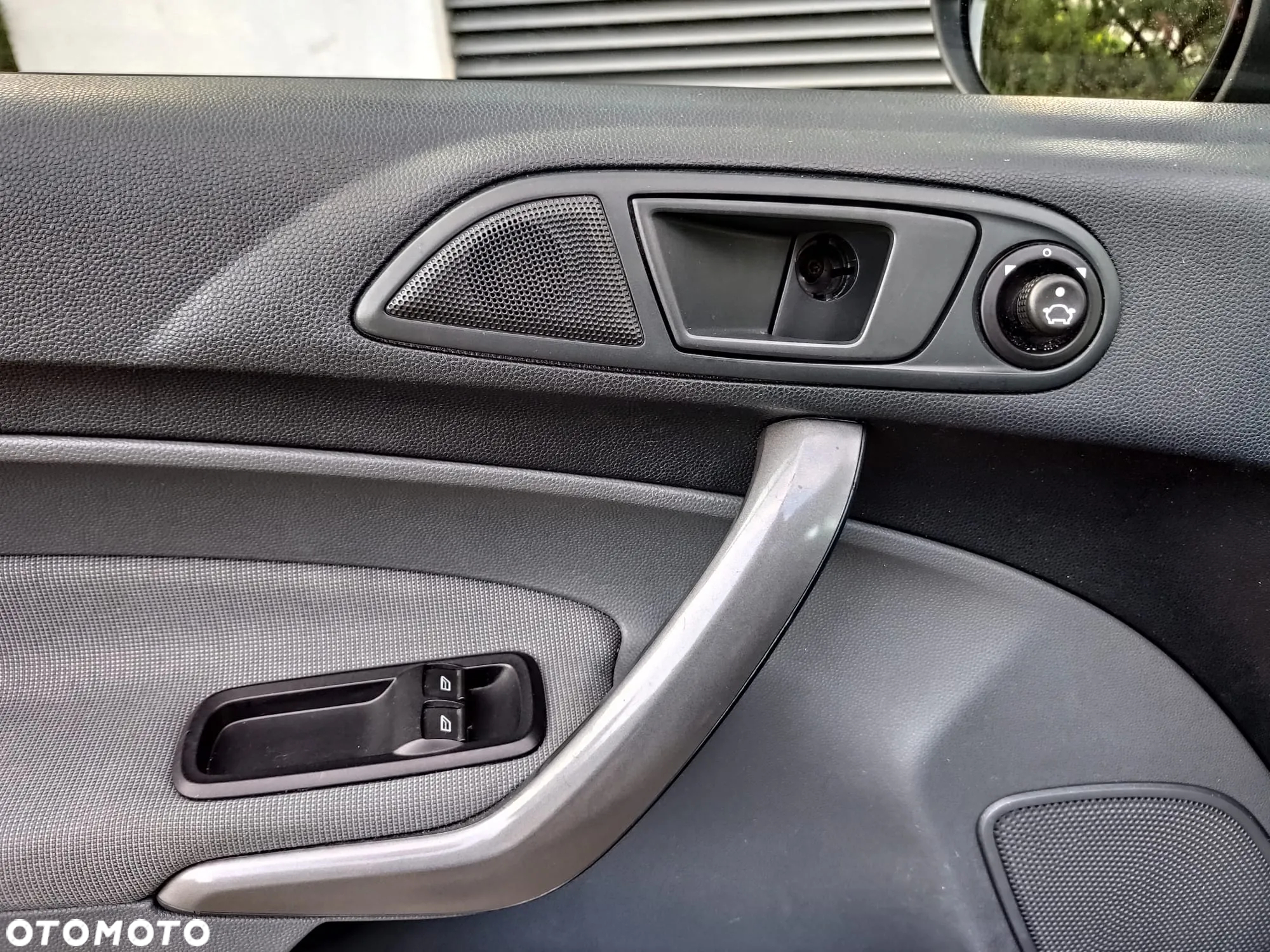 Ford Fiesta 1.25 Ambiente - 17