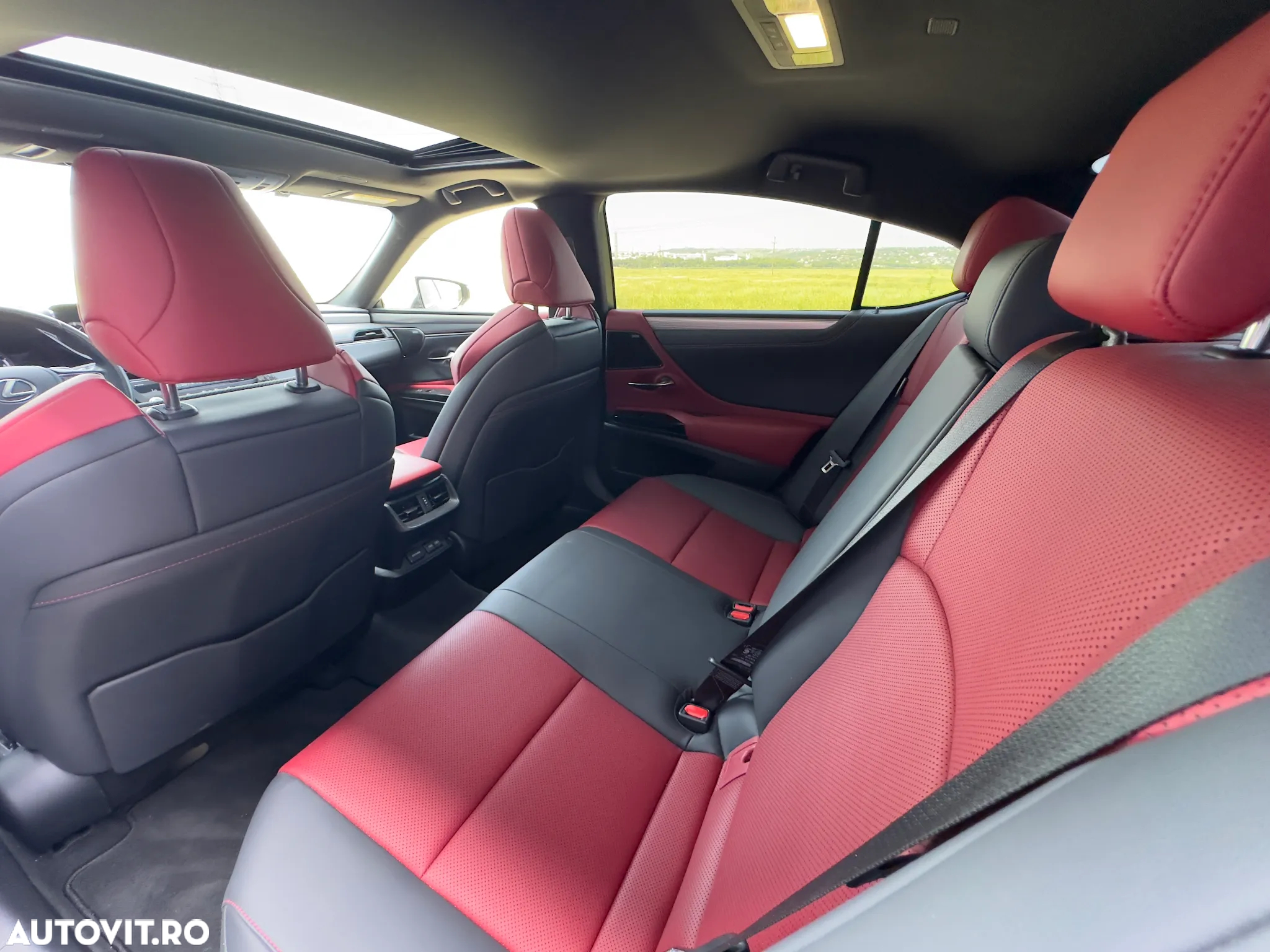 Lexus Seria ES 300h F Sport+ - 20