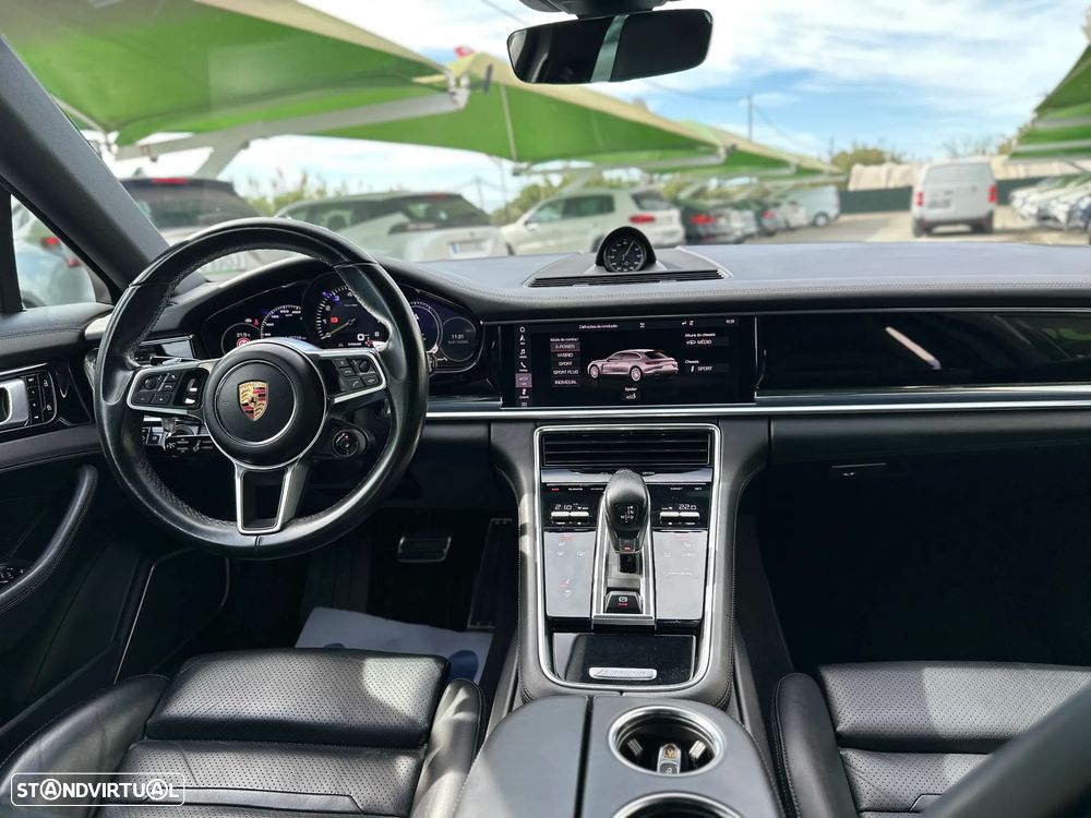 Porsche Panamera Sport Turismo - 13