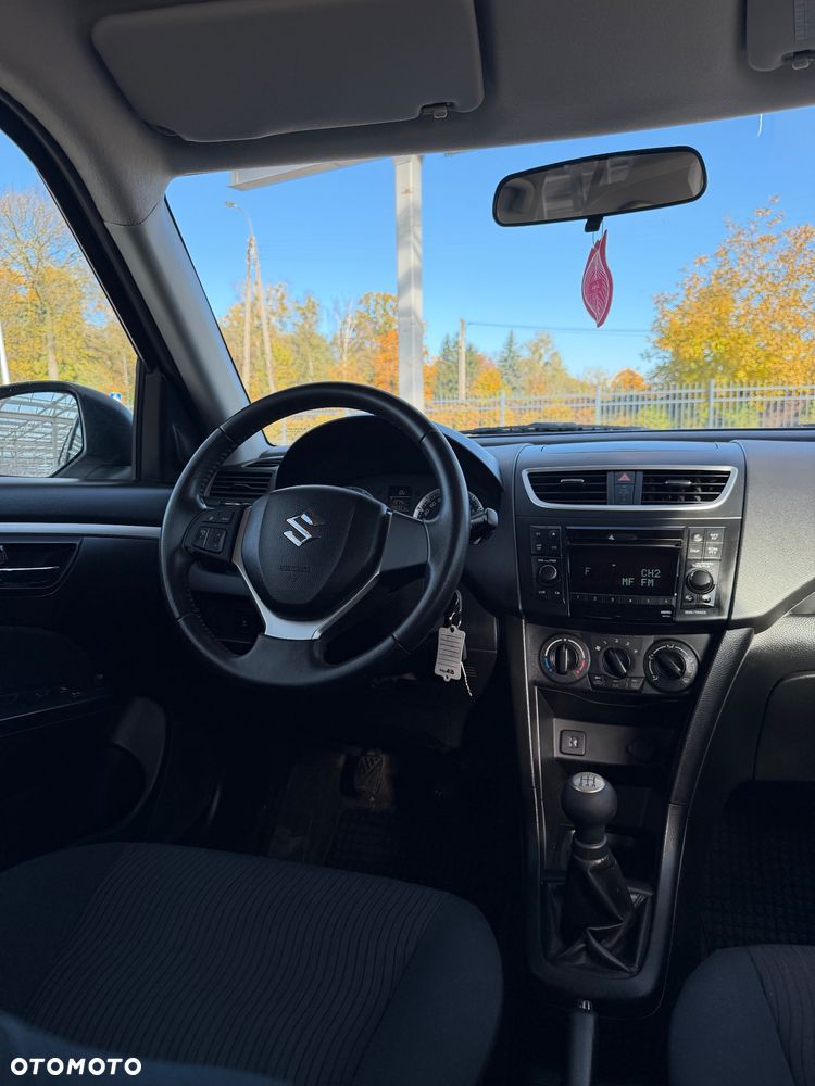 Suzuki Swift - 9