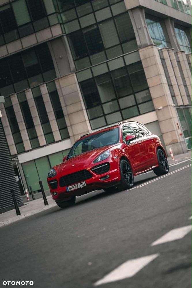 Porsche Cayenne - 6