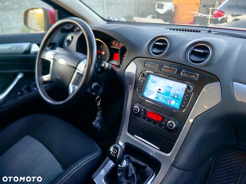 Ford Mondeo 2.0 TDCi Titanium - 22