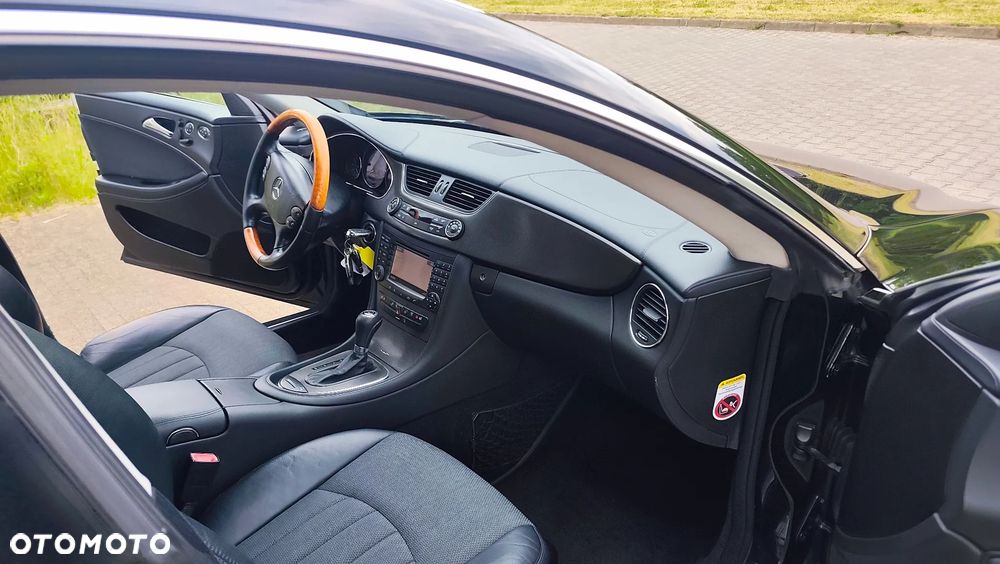 Mercedes-Benz CLS 320 CDI - 26