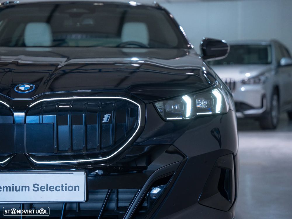 BMW i5 eDrive40 Pack Desportivo M Pro - 38