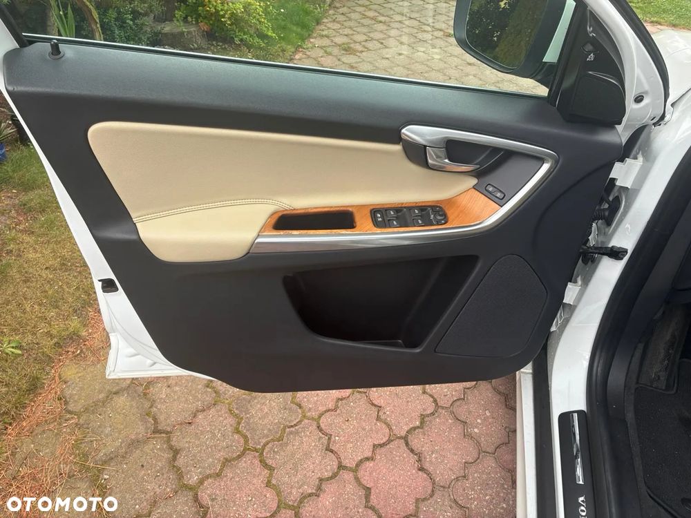 Volvo XC 60 T6 Geartronic Linje Inscription - 19