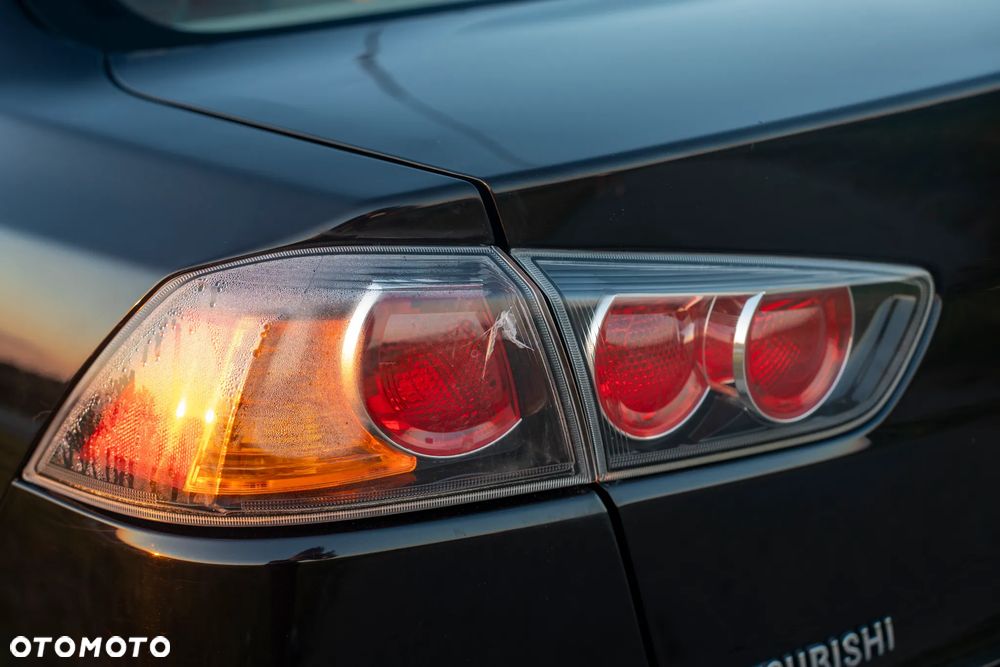 Mitsubishi Lancer 1.8 Invite CVT - 13