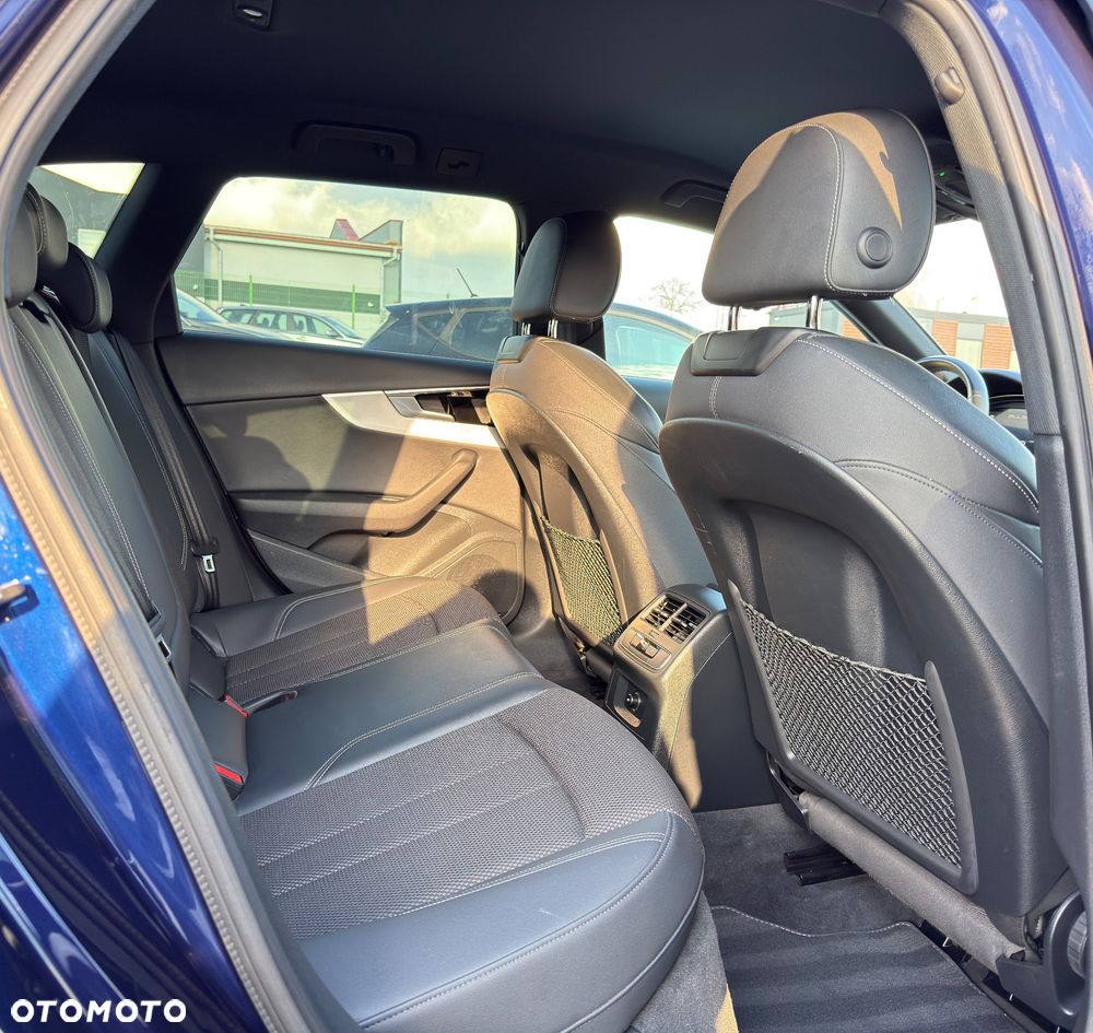 Audi A4 Avant 40 TFSI S tronic S line - 12