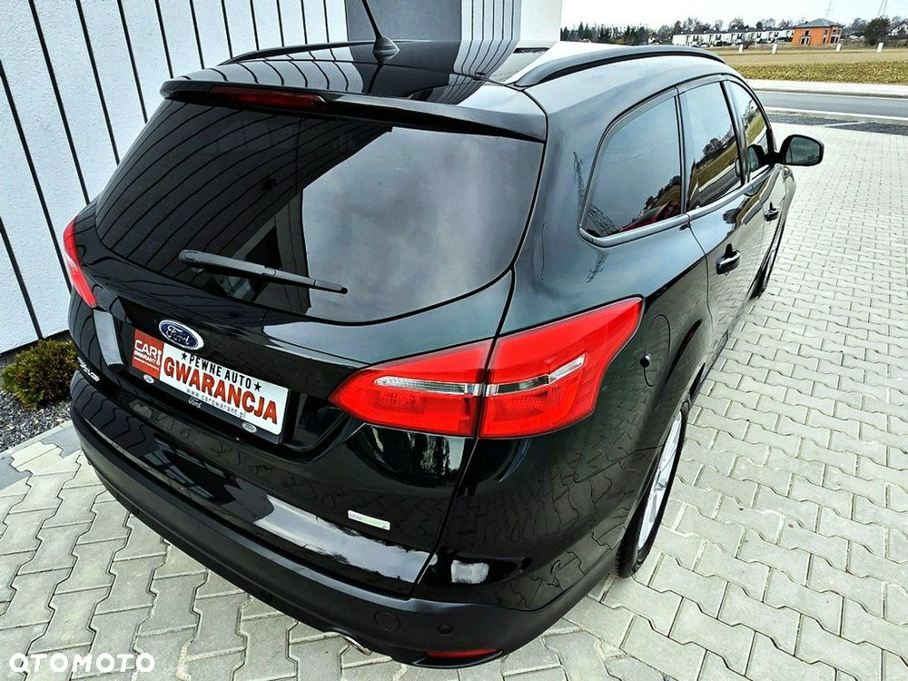 Ford Focus - 32