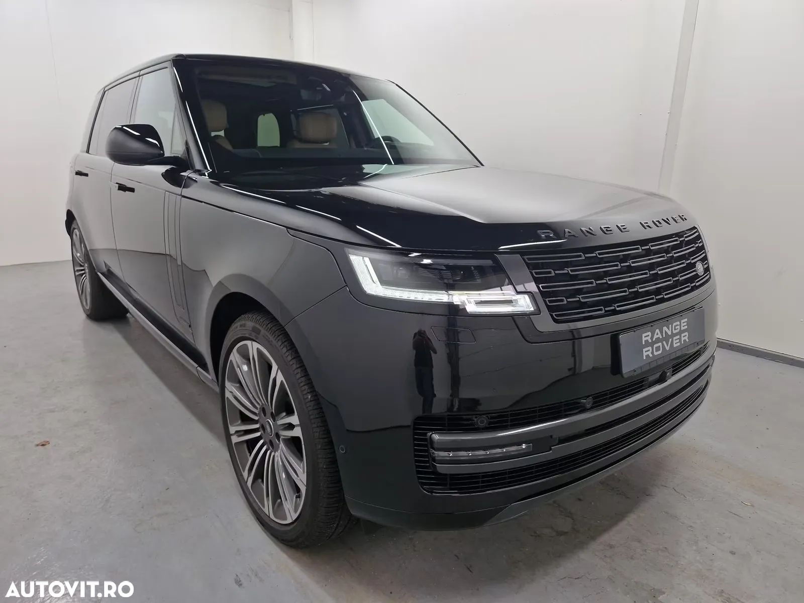 Land Rover Range Rover 4.4 V8 P530 LWB Autobiography - 1