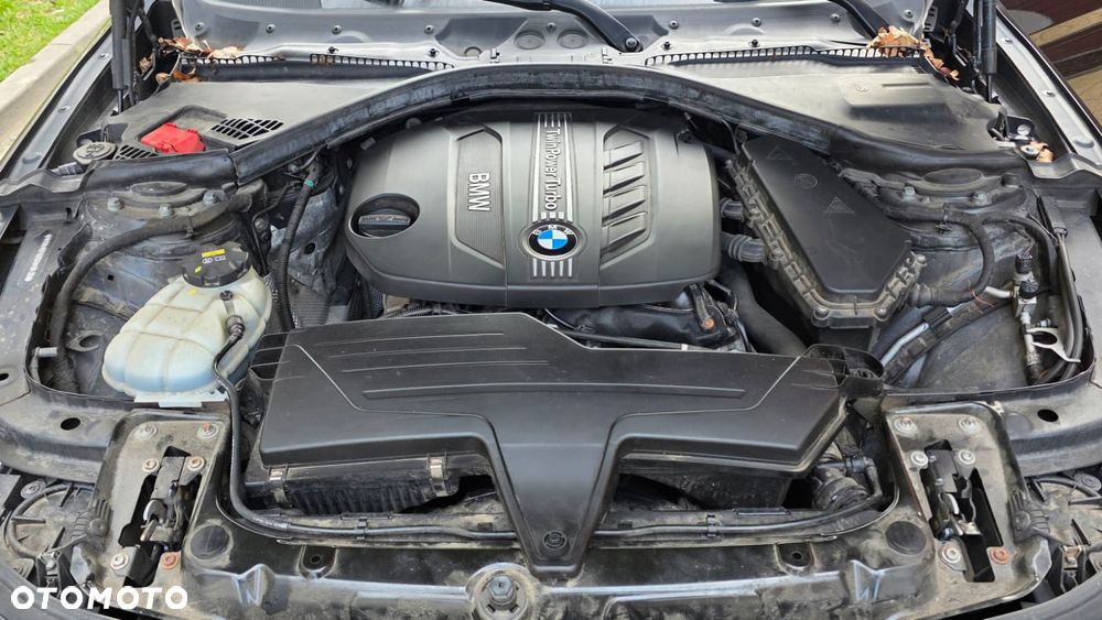 BMW Seria 4 420d xDrive - 28