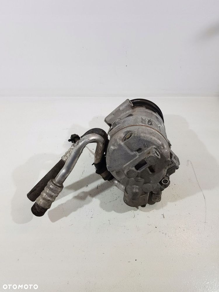 SPRĘŻARKA KLIMATYZACJI 8D0260808 AUDI A4 B6 A6 C5 PASSAT B5 FL 1.8T AWT - 4