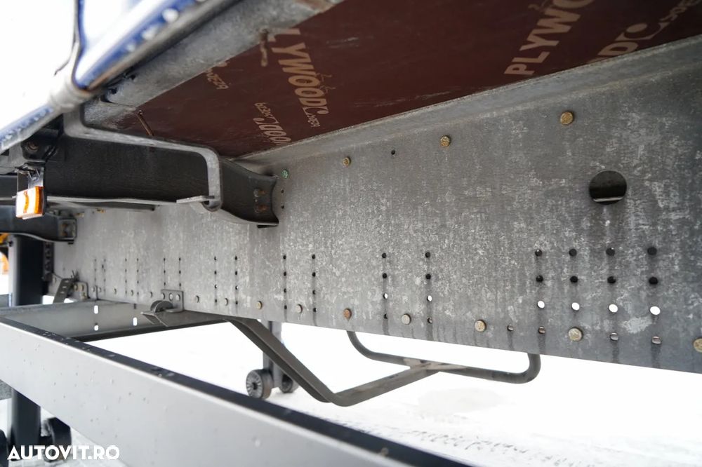 Schmitz Cargobull CORTINĂ / STANDARD / - 23