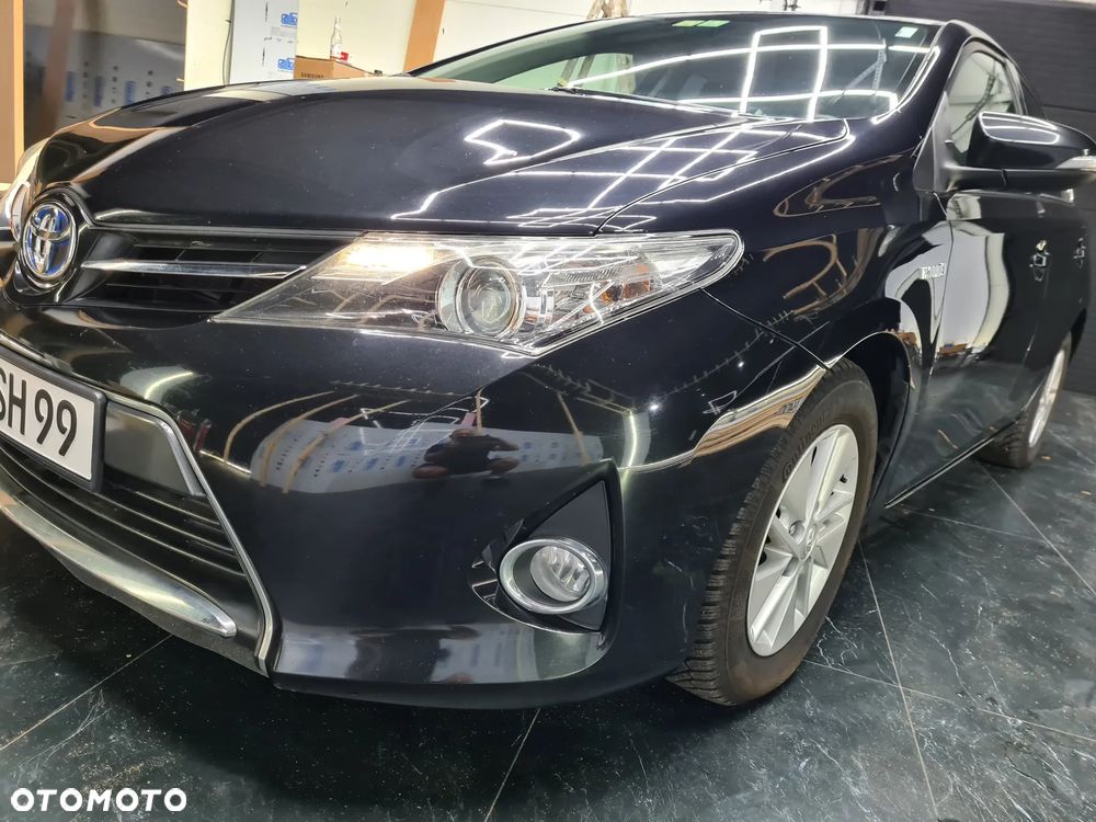 Toyota Auris 1.8 HSD Prestige NAVI - 19