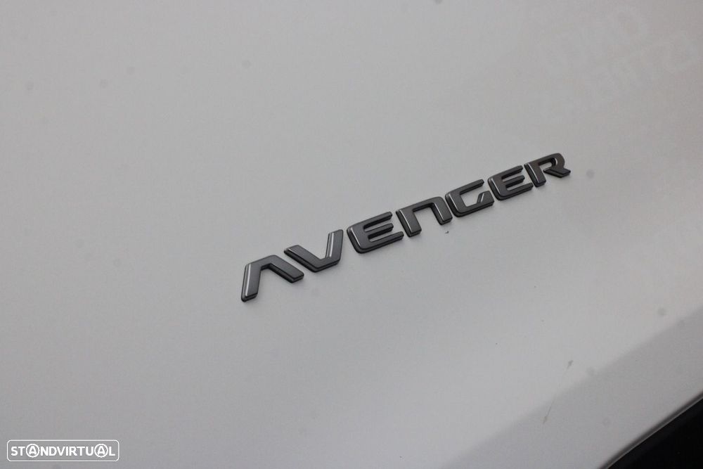 Jeep Avenger 54 kWh Summit - 39