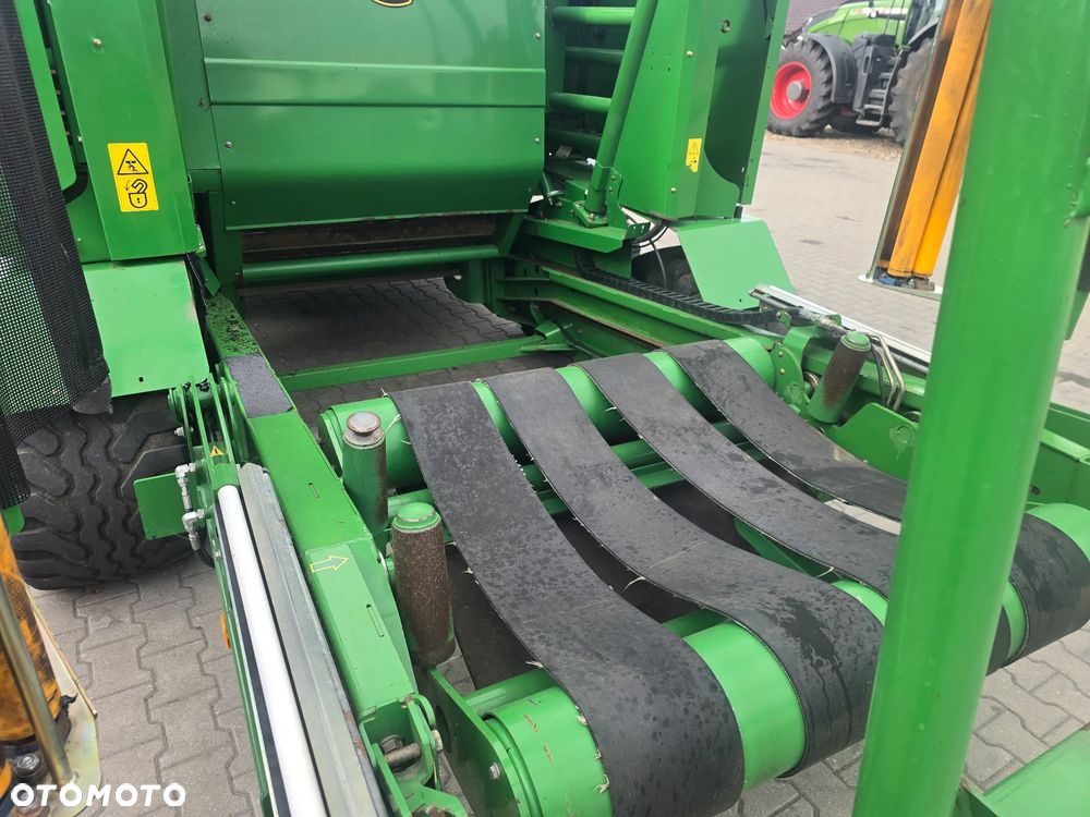 John Deere 678 - 9