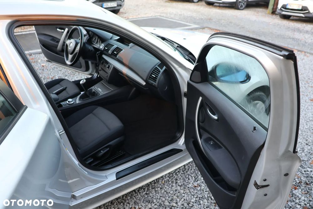 BMW Seria 1 - 11