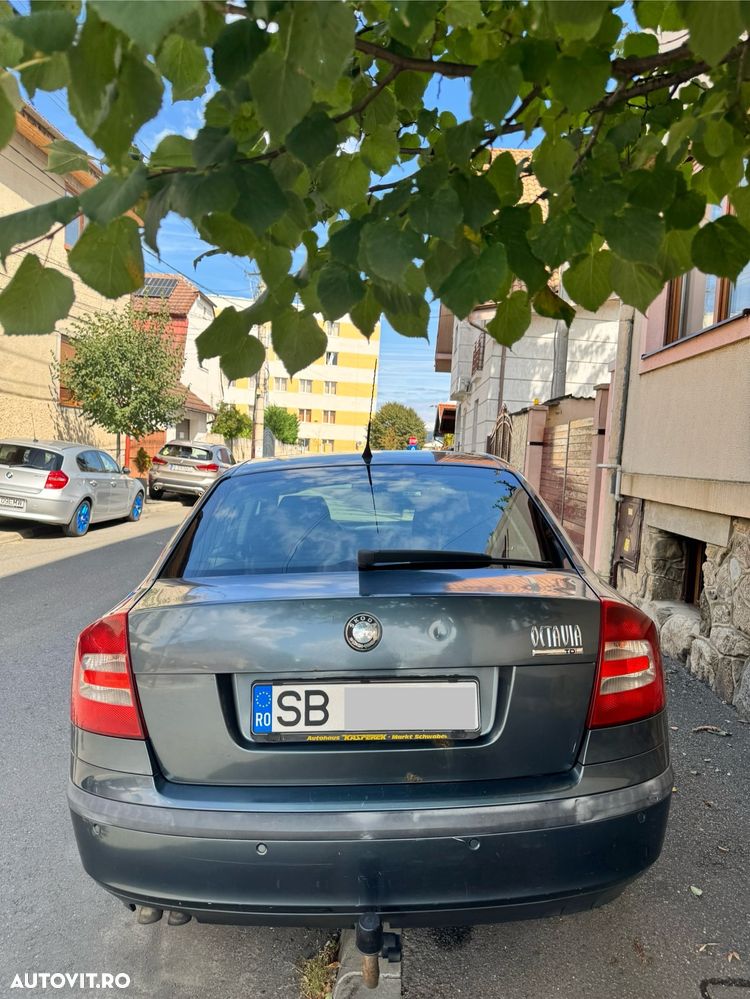 Skoda Octavia 2.0 TDI Business - 4