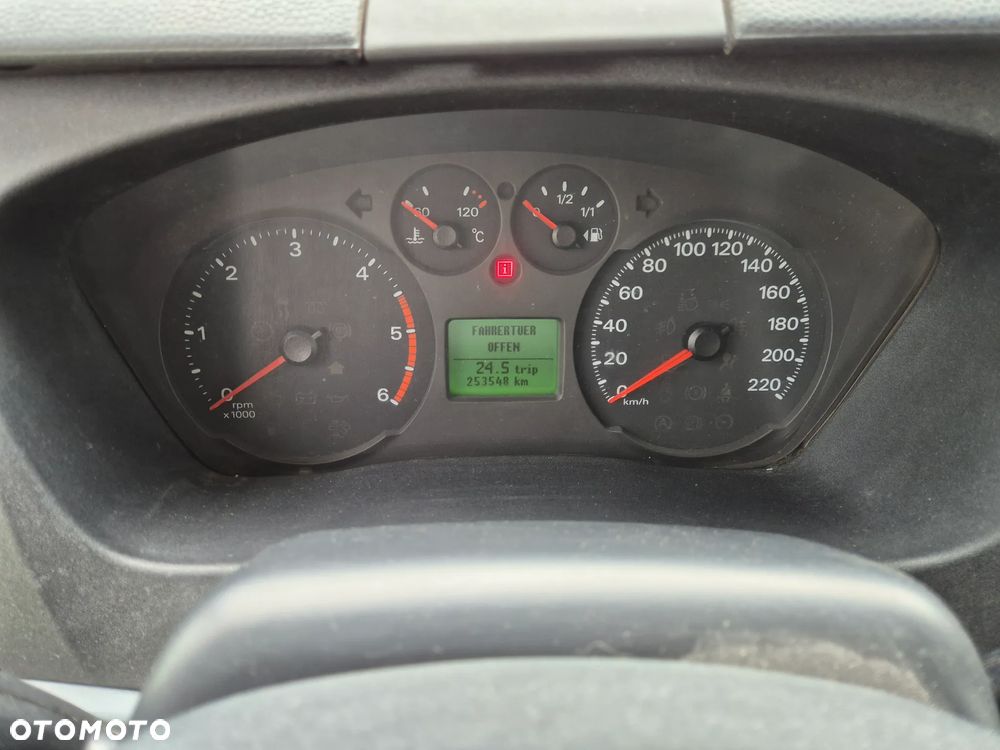 Ford Transit - 15