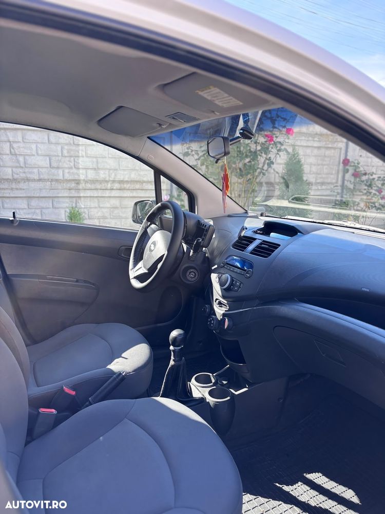 Chevrolet Spark - 10