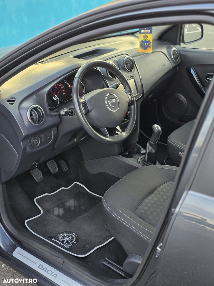 Dacia Sandero 0.9 90CP Laureate - 10