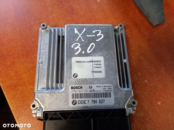 Sterownik silnika BMW 3.0 D DDE7794627