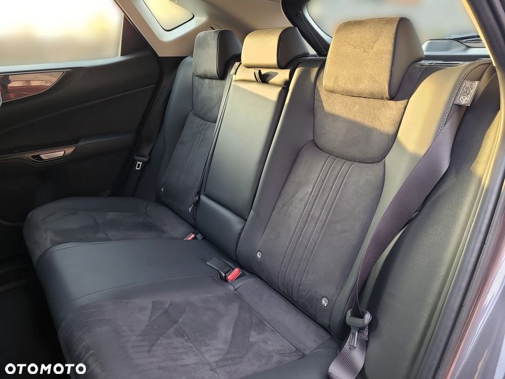 Lexus NX 350h Elegance AWD - 26