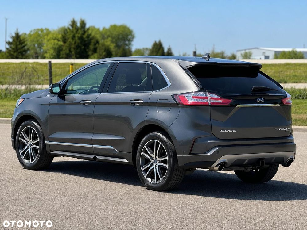 Ford Edge - 2