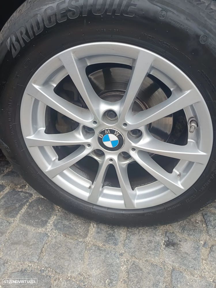 BMW 320 d Touring EfficientDynamics - 14