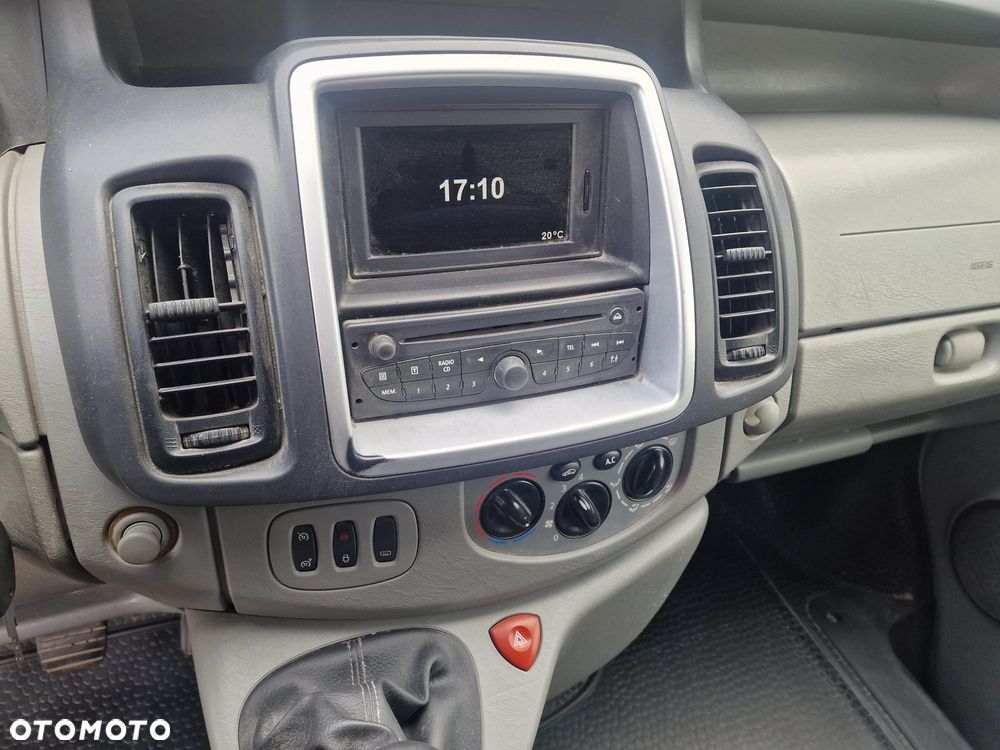 Opel Vivaro L1H1 2.7t - 10