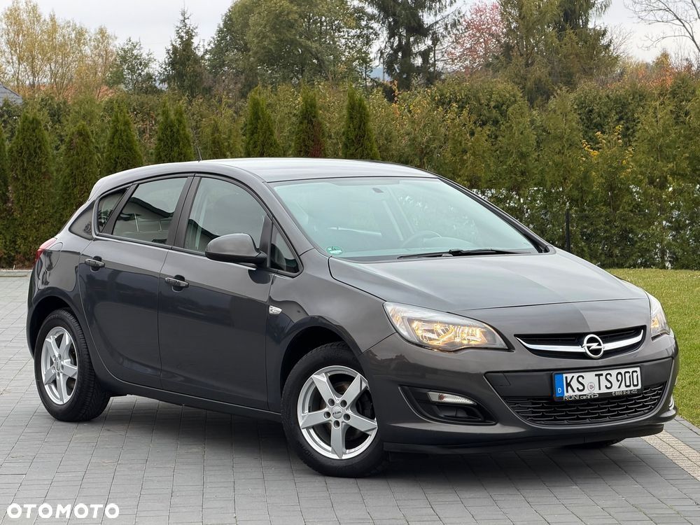 Opel Astra 2015 photo 4