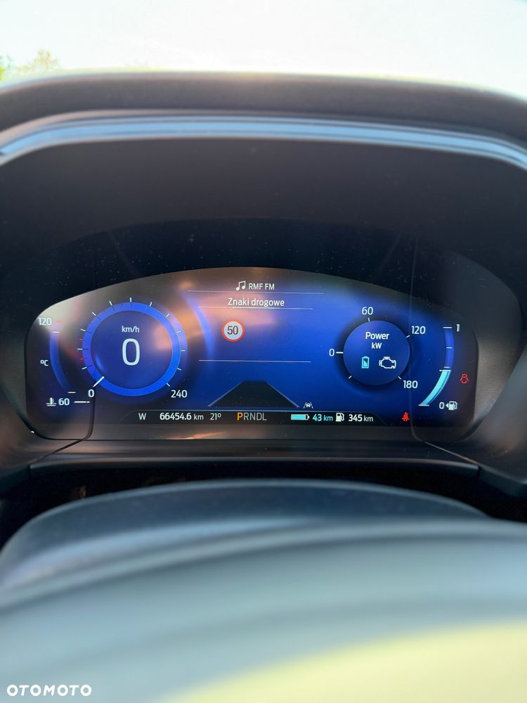 Ford Kuga 2.5P PHEV FWD ST-Line - 23