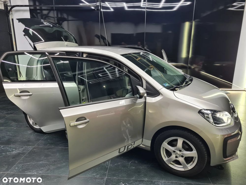 Volkswagen up! 1.0 move - 19