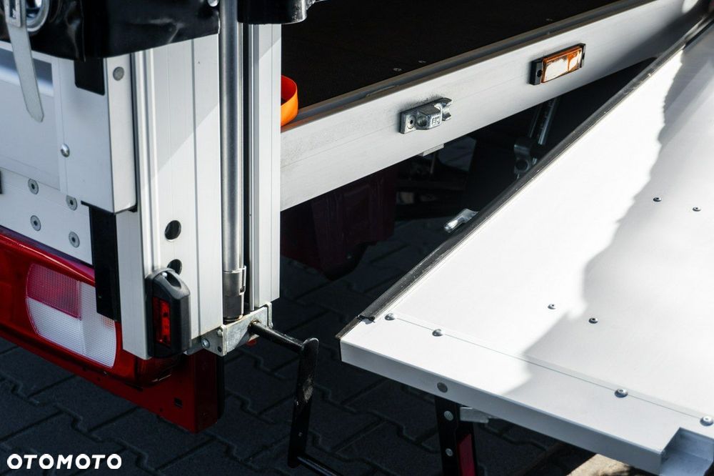 Volkswagen Crafter - 30