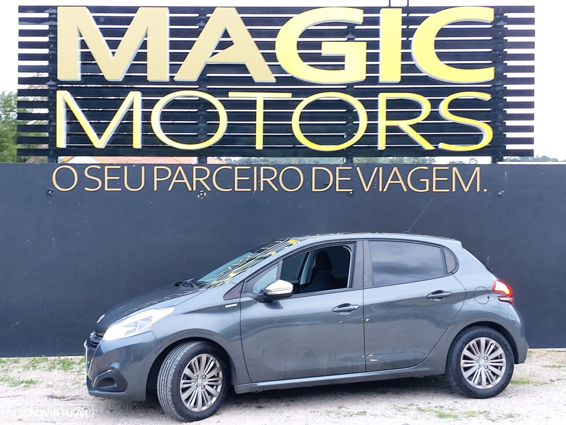 Peugeot 208 - 3