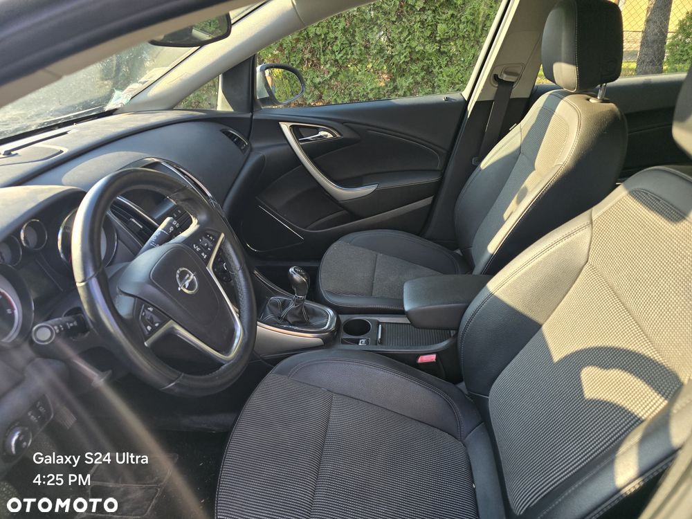 Opel Astra 1.7 CDTI Cosmo - 9