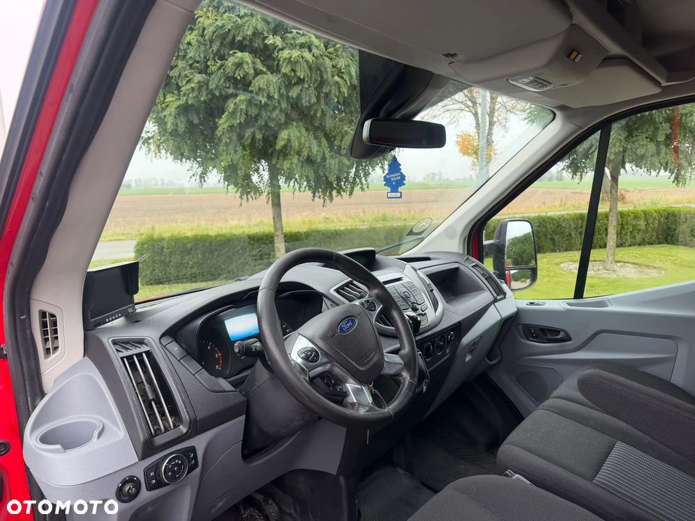 Ford Transit - 28