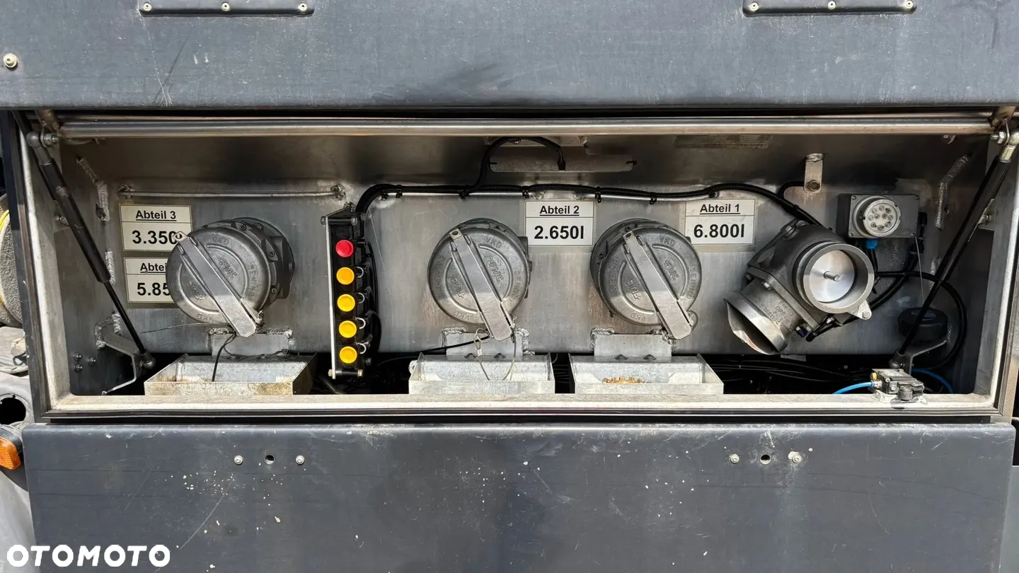 MAN 26460 - 4