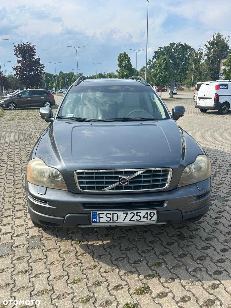 Volvo XC 90 - 1