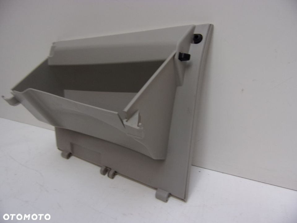 CHRYSLER PACIFICA 16- SCHOWEK DESKI - 5