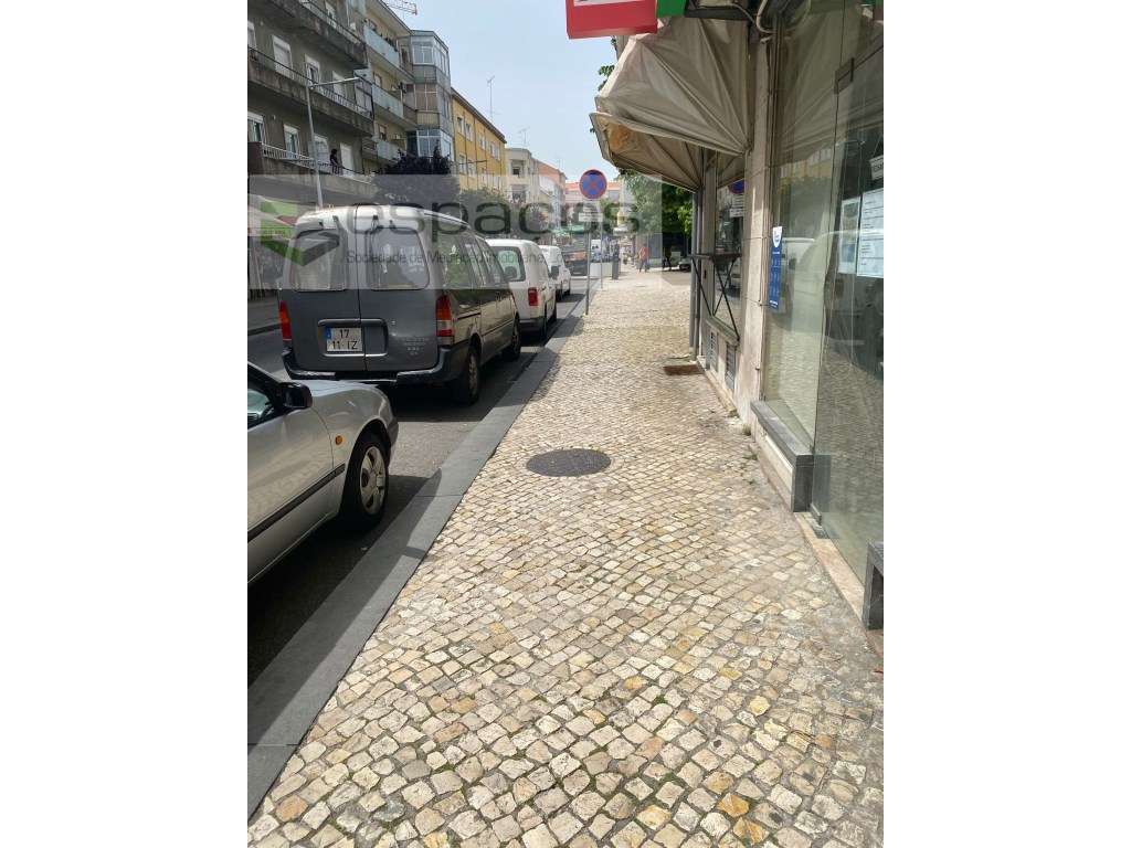 Loja no Centro de Moscavide - Grande imagem: 4/7