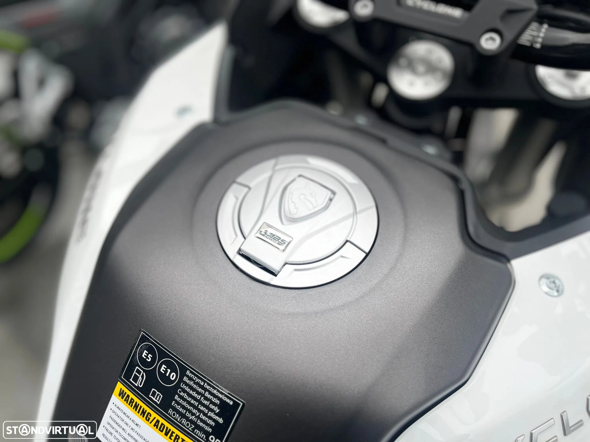 Cyclone RX4 401CC - 8