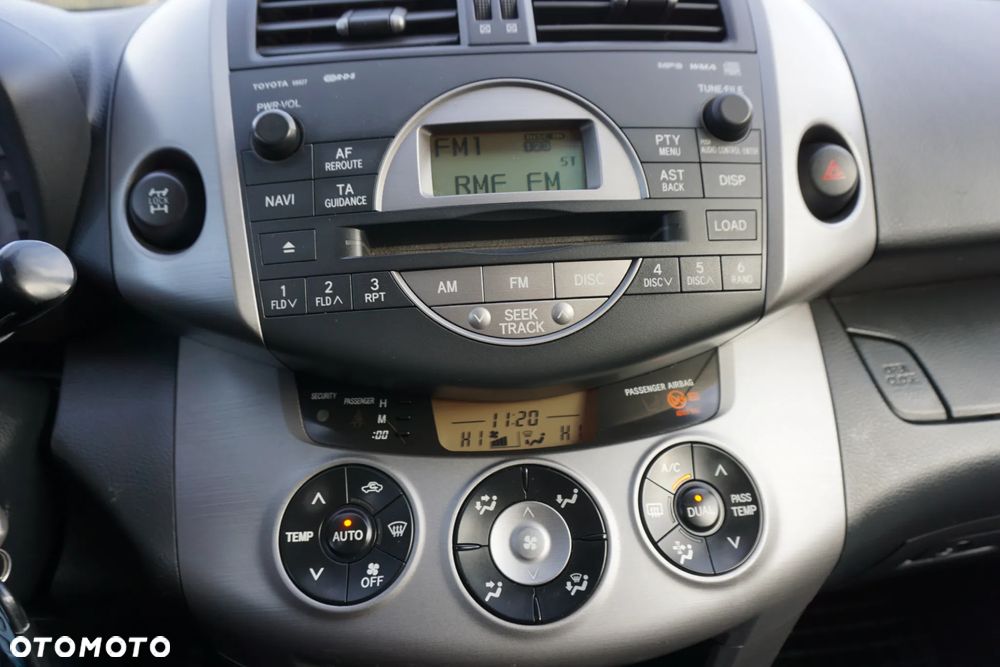 Toyota RAV4 2.2 D-CAT 4x4 Sol - 20